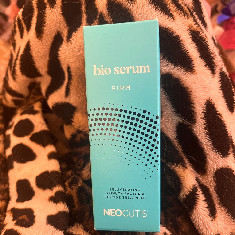 Sealed Neocutis bio serum